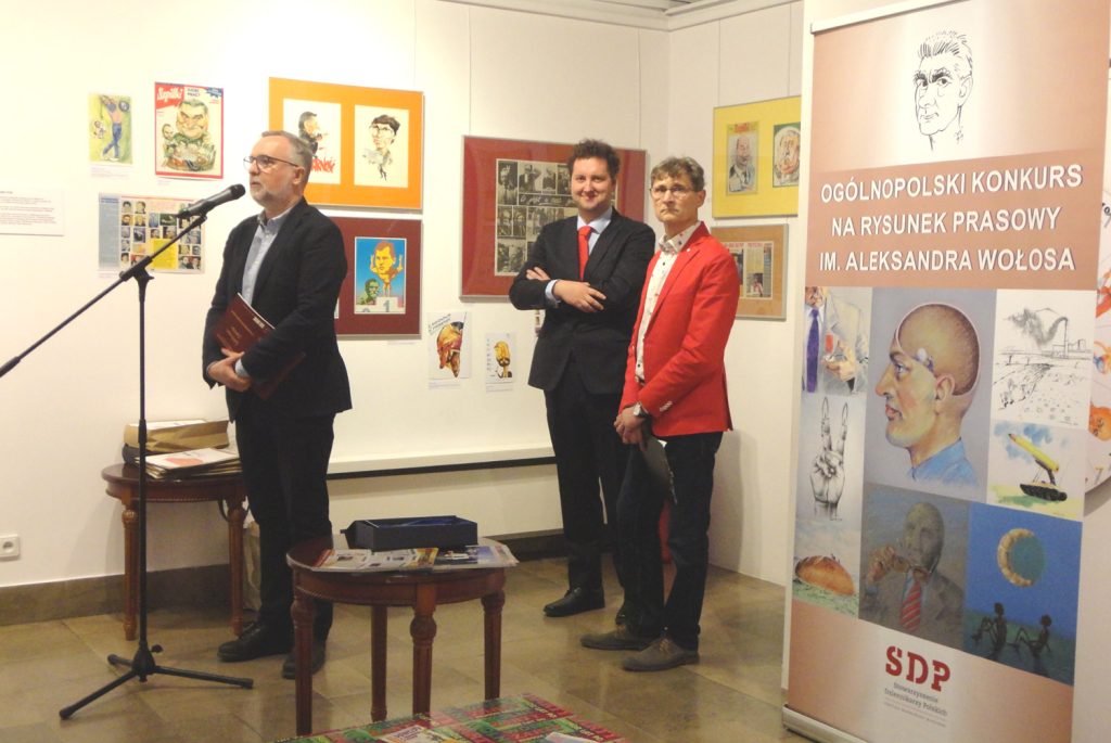 Otwarcie Wielkiej Gali Karykatury. Przemawia dyr. dr Paweł Płoski
