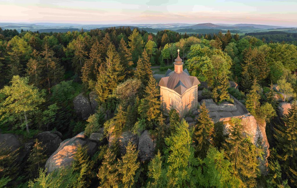 Kapliczka Hvezda w rejonie Broumova