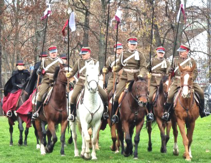Kawalerzyści w Łazienkach Królewskich
