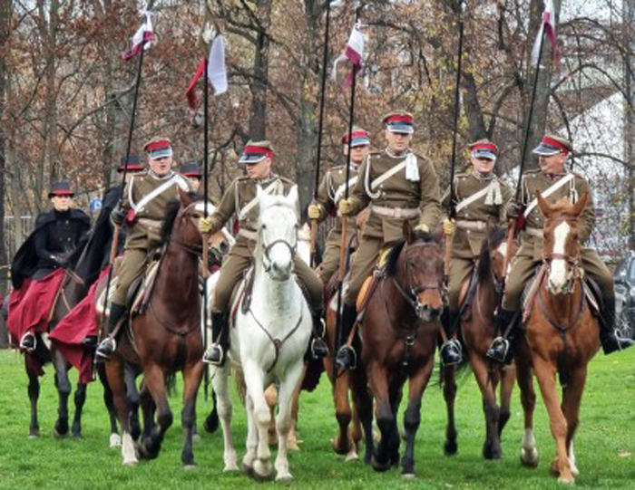 Kawalerzyści w Łazienkach. Fot. MŁK