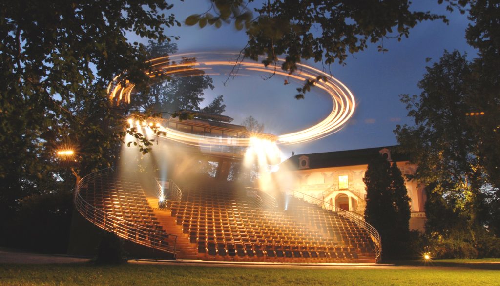 Obrotowa widownia w Czeskim Krumlowie. fot. Jihočeské divadlo