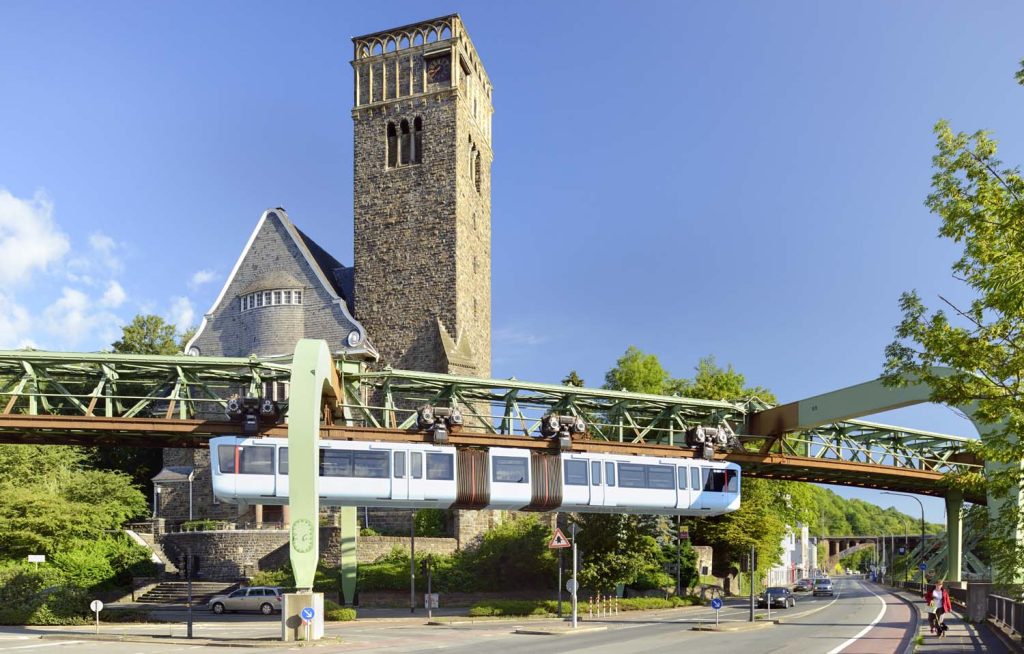 Podwieszana kolejka w Wuppertalu Fot. Francesco Carovillano / DZT