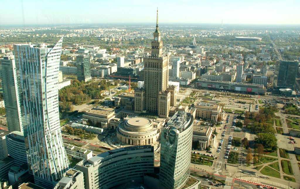 Panorama centrum Warszawy, PKiN, i Pragi z Highline Warsaw - Cezar Rudziński
