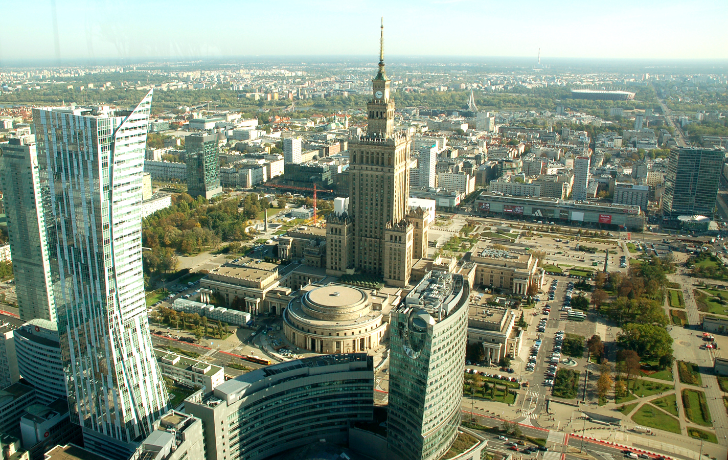 Panorama centrum Warszawy, PKiN, i Pragi z Highline Warsaw - Cezar Rudziński