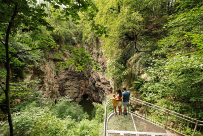 JK-Hranicka-propast-Fot-www-ok-tourism-cz